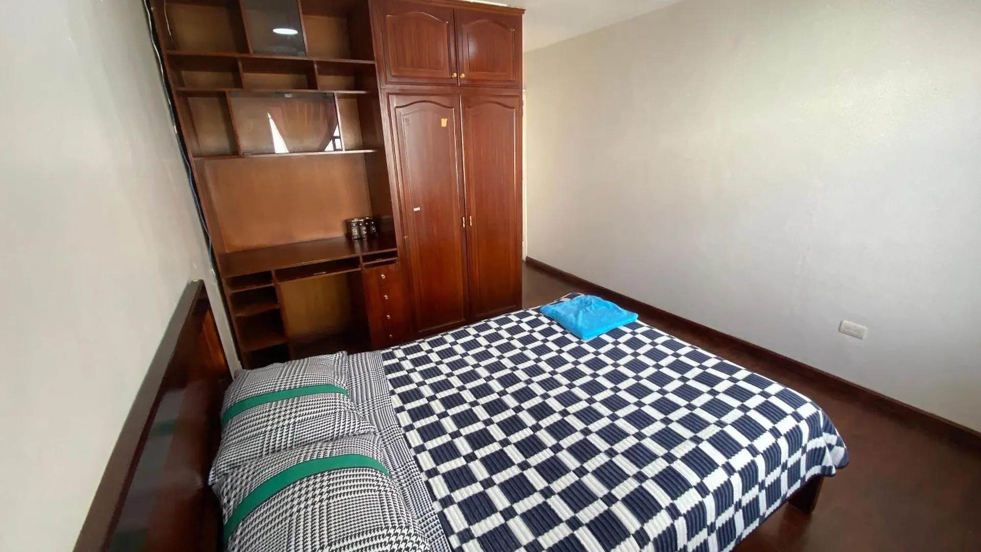 Apartment Enorme Departamento Para 12 Personas En El Centro Historico Cuenca